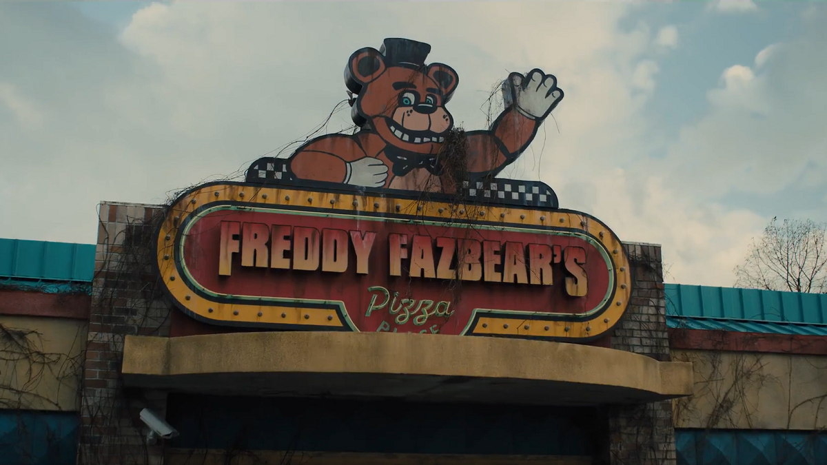 Fortnite Five Nights at Freddy's Trailer 